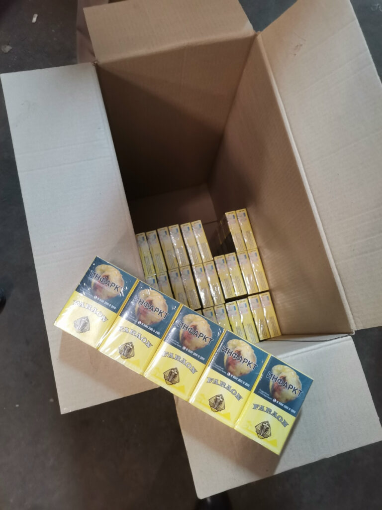 В Муроме у предпринимателя изъяли контрафактные сигареты стоимостью 1,1 млн. рублей