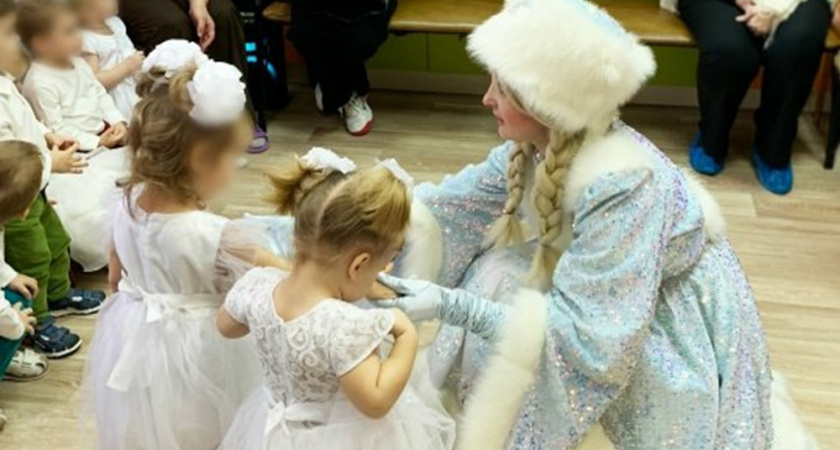 Следователи на празднике в Муромском доме ребёнка