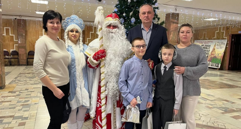 Акция «Ёлка желаний» продолжает радовать детей Владимирской области чудесами